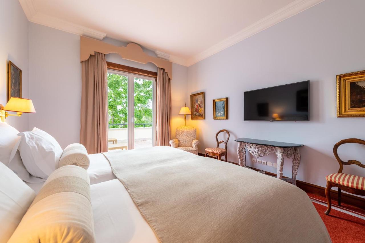 Pestana Palace Lisboa Hotel & National Monument - The Leading Hotels Of The World Exterior photo A room at the hotel