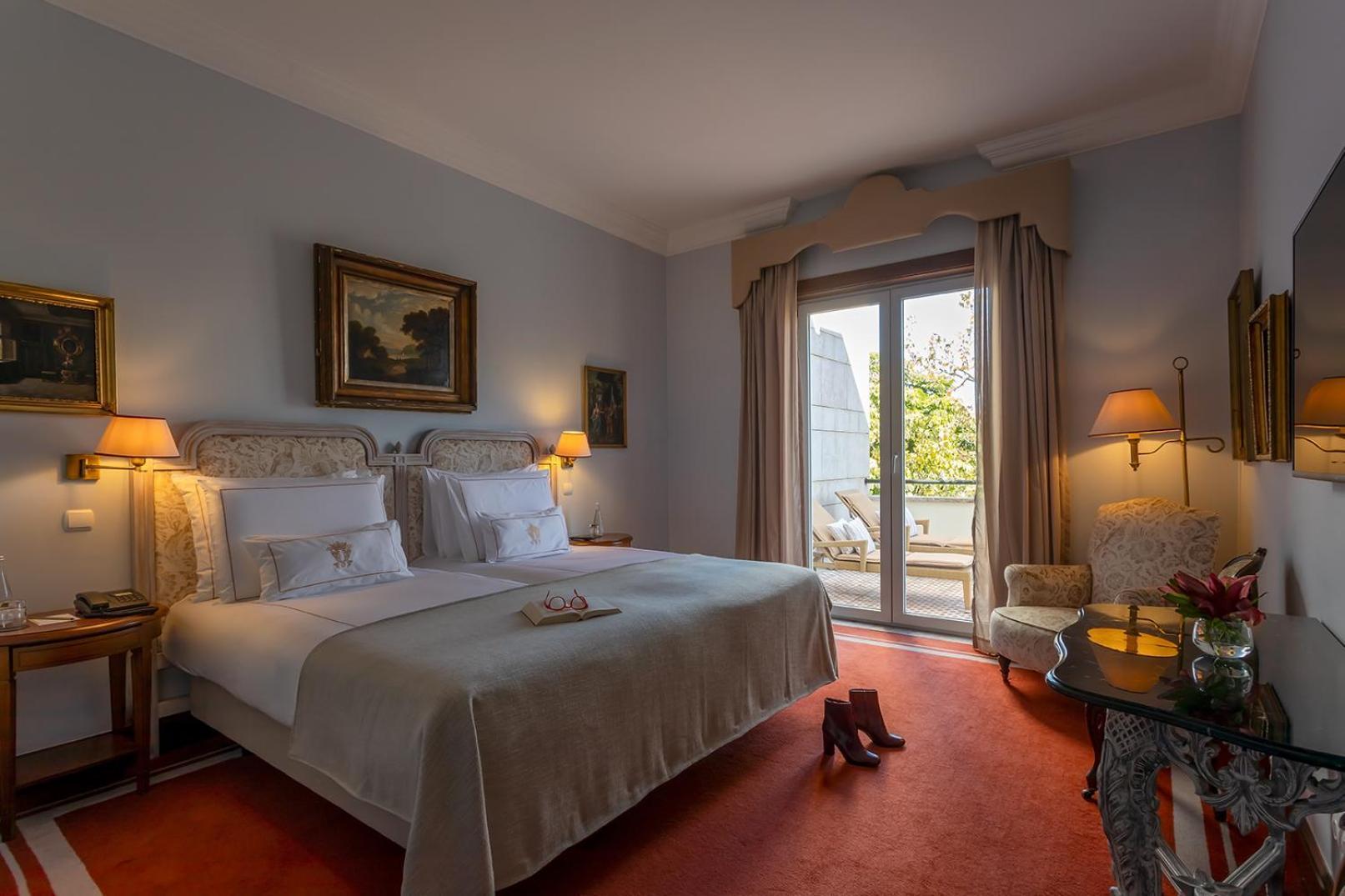 Pestana Palace Lisboa Hotel & National Monument - The Leading Hotels Of The World Exterior photo A room at the Hotel