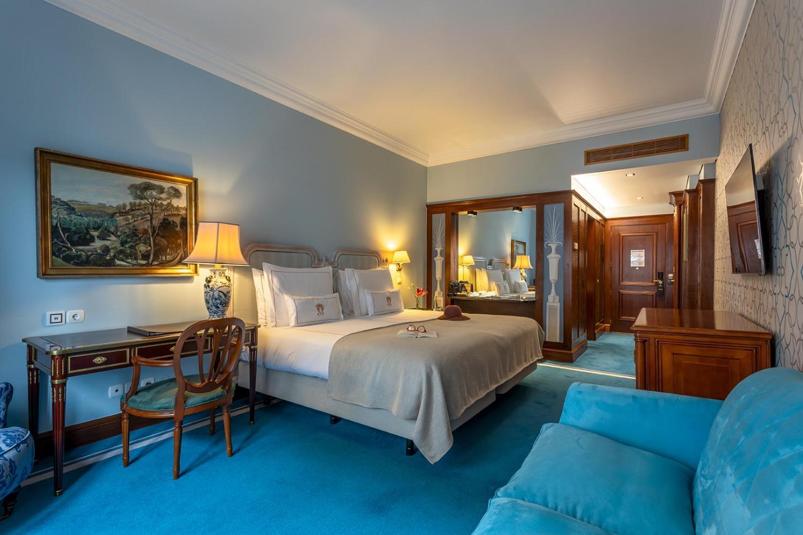 Pestana Palace Lisboa Hotel & National Monument - The Leading Hotels Of The World Exterior photo A room at the Hotel