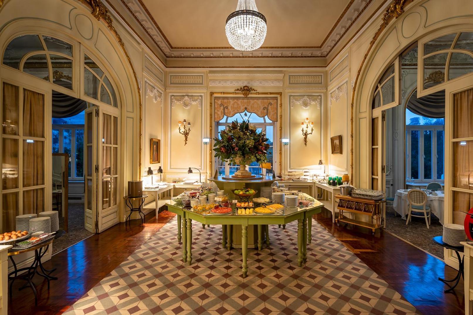 Pestana Palace Lisboa Hotel & National Monument - The Leading Hotels Of The World Exterior photo The interior of the restaurant